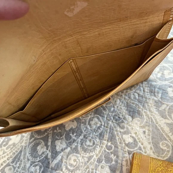 Vintage hand tooled moroccan soft leather purse /clutch and wallet 22 carat gold - Picture 5 of 13